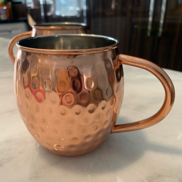 Pair of Copper/ Rose Gold Toned Mugs - Picture 4 of 4